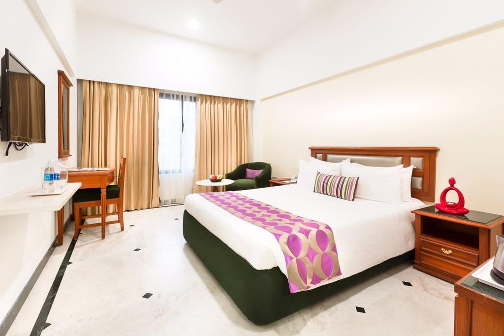 Regency Kanchipuram By Grt Hotels Extérieur photo