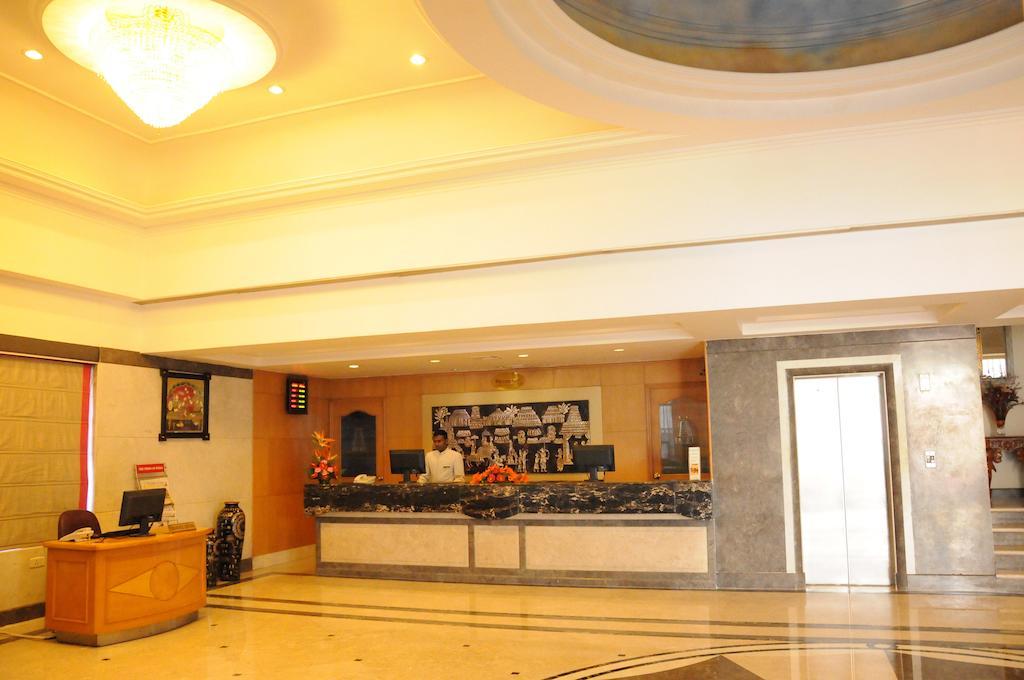 Regency Kanchipuram By Grt Hotels Extérieur photo